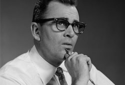 846-05647896
© ClassicStock / Masterfile
Model Release: Yes
Property Release: No
1960s MAN THINKING HAND PENCIL ON CHIN WEARING EYEGLASSES SERIOUS EXPRESSION